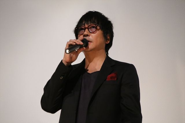 篠田麻里子、車内ラブシーンにも挑んだ！映画『ビジランテ』初日舞台あいさつ（2枚目）