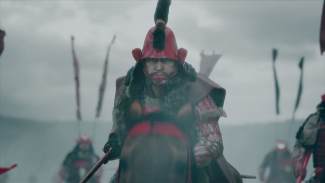 カッコ良すぎ！眞栄田郷敦、橋本さとしら赤備えの武田軍「どうする家康」22回より（4枚目）