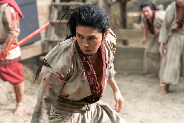 カッコ良すぎ！眞栄田郷敦、橋本さとしら赤備えの武田軍「どうする家康」22回より（12枚目）