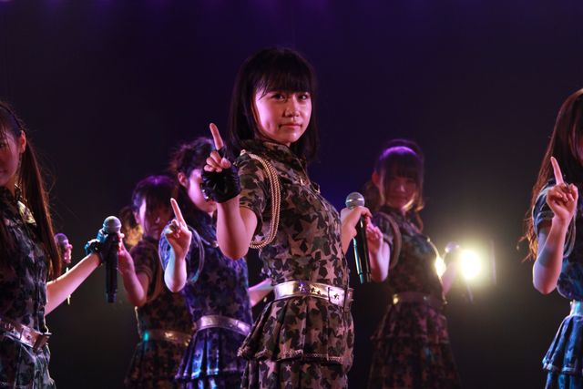 峯岸みなみがキャプテンを務める新生AKB48チーム4デビュー公演!!　SKEのセットリストで熱いパフォーマンス!!　画像ギャラリー（2枚目）