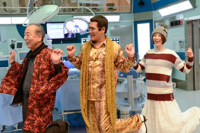 「ドクターX」米倉涼子にピコ太郎が熱血指導フォトギャラリー（3枚目）