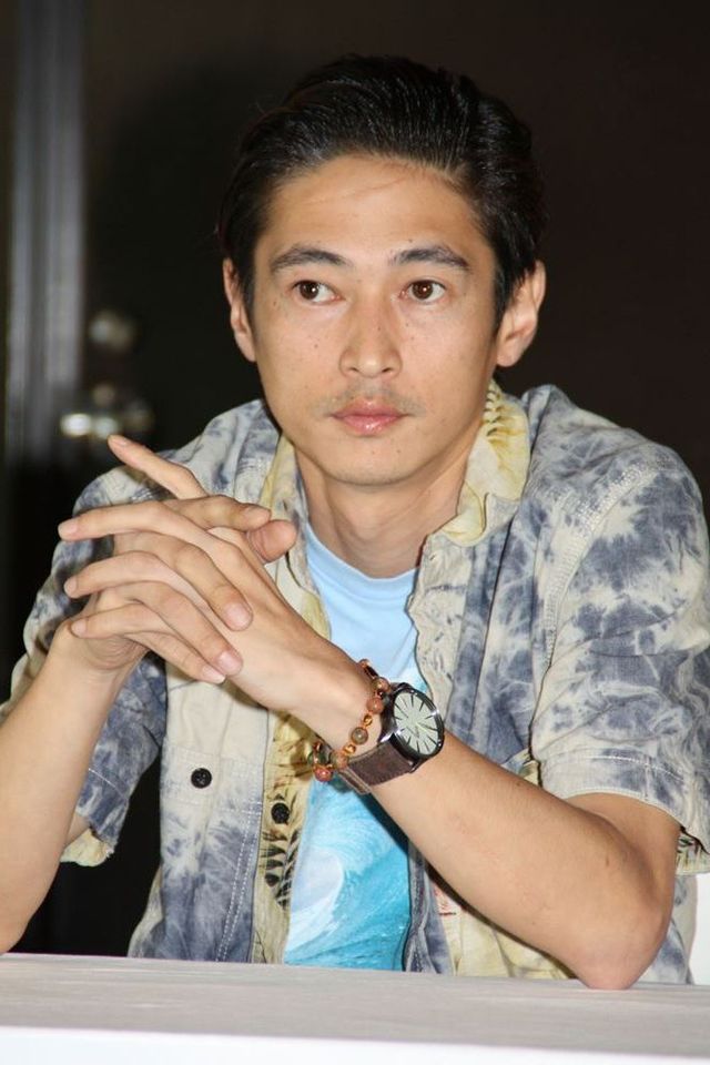 窪塚洋介がイサム・ノグチさんに！会見フォトギャラリー：フォトギャラリー