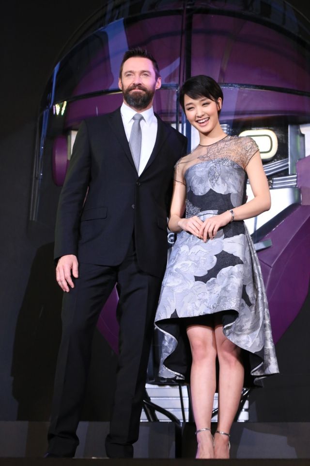 来日中のヒュー・ジャックマンが剛力彩芽と初対面！フォトギャラリー（3枚目）