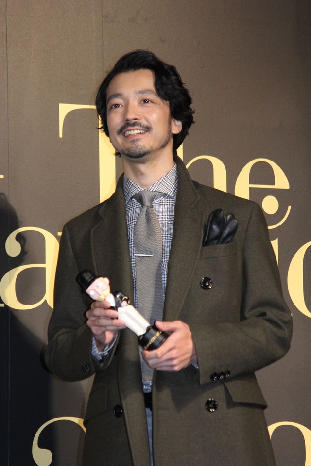 川谷絵音、又吉直樹、金子ノブアキらフォーマルウェアで登壇（10枚目）