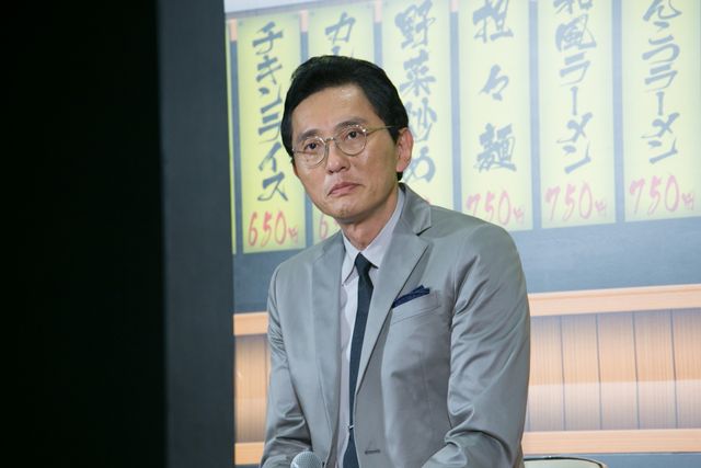 「孤独のグルメ」初の制作発表会見に照れる松重豊（3枚目）