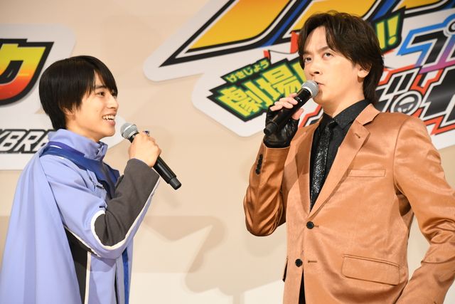 DAIGO＆ハシヤスメ・アツコも出席！映画『ガッチャード＆ブンブンジャー』初日舞台あいさつ（29枚目）