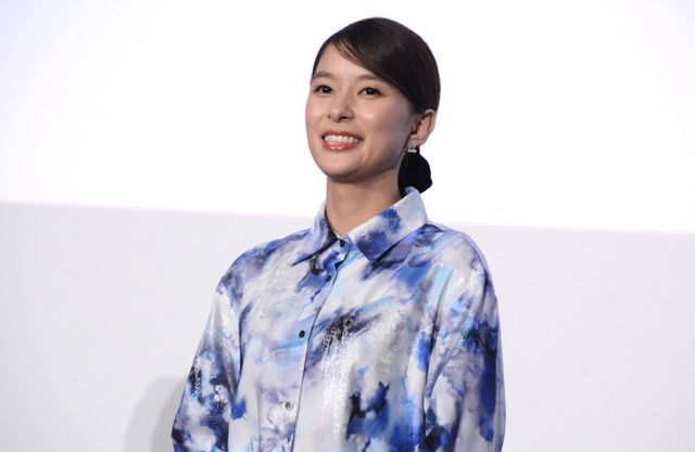 芳根京子＆高橋海人『君の顔では泣けない』公開記念舞台あいさつ（3枚目）