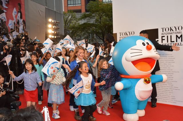 東京国際映画祭レッドカーペット写真ギャラリー＜その1＞嵐、中谷美紀、ドラえもんが登場！（28枚目）