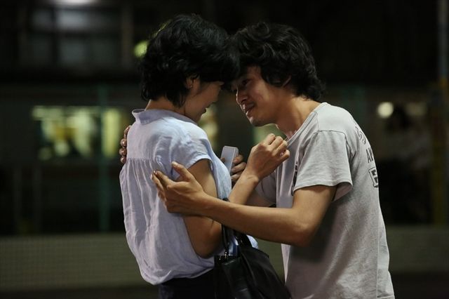 池松壮亮＆寺島しのぶ、不倫に陥る若者と主婦に…「裏切りの街」フォトギャラリー：フォトギャラリー