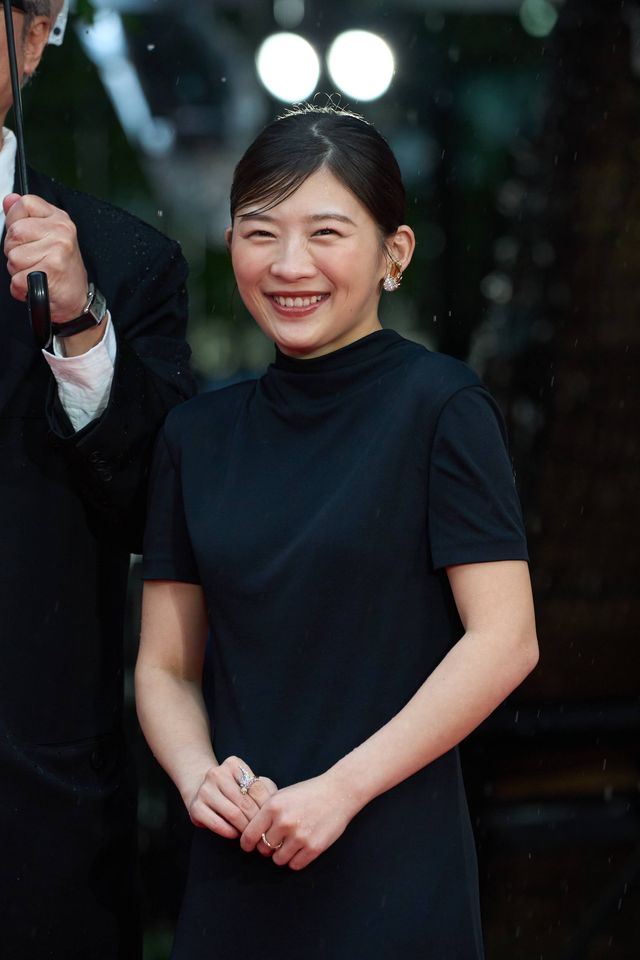 大胆＆華麗な女優たちのドレス姿一挙（4枚目）