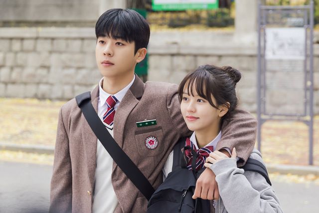 制服姿のヒョプ様も！「偶然かな。」場面写真：フォトギャラリー