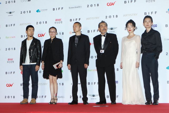 東出昌大、ヒョンビン、柳楽優弥ら釜山映画祭レッドカーペットに豪華な顔ぶれ！（16枚目）