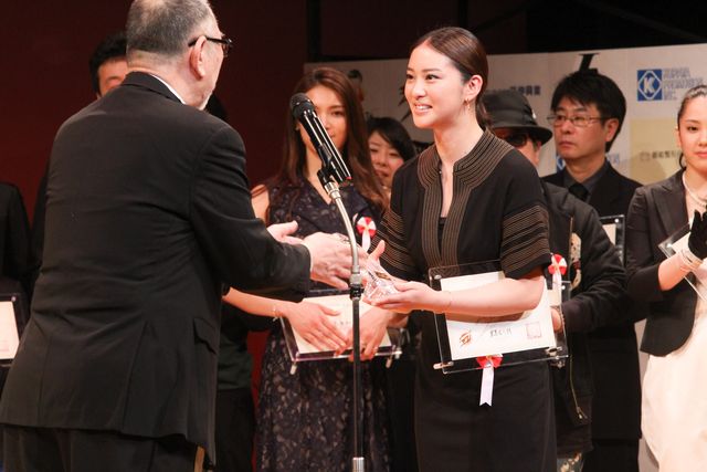 japanactionaward2015_-15.jpg
