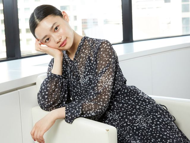 魔女…じゃなくて、まるで妖精！な【インタビューカット集】（4枚目）