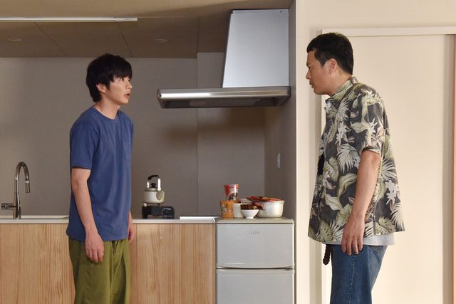 ドアの隙間から尾野ちゃん…！ドラマ「あなたの番です」17話場面カット（5枚目）