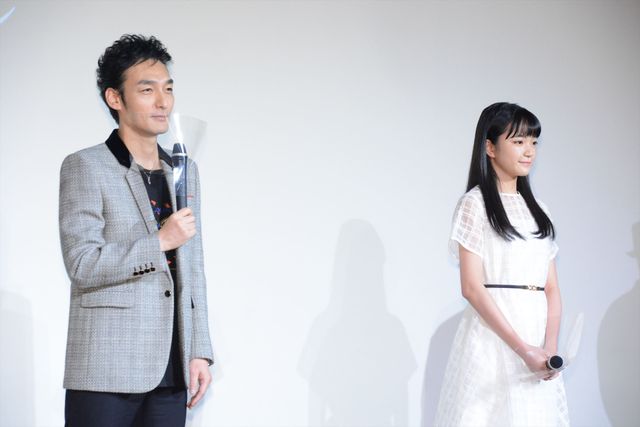 草なぎ剛、新人・服部樹咲を絶賛！『ミッドナイトスワン』世界初!!世界最長925秒予告編お披露目イベント（10枚目）