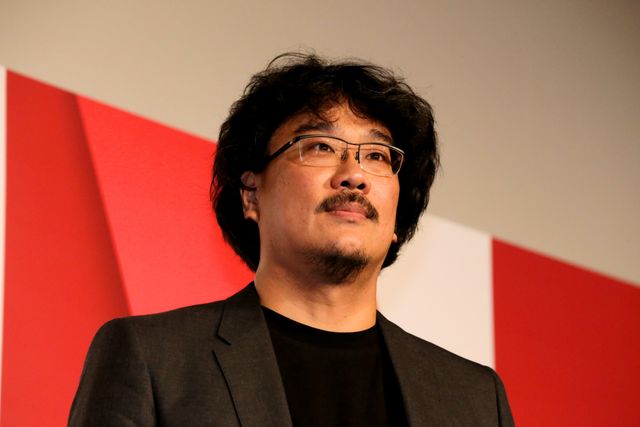 鬼才ポン・ジュノ監督、『TOKYO！』香川照之と再会！（5枚目）