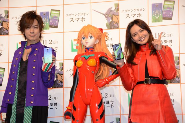 DAIGOと加藤夏希のエヴァ愛がさく裂!「セブン-イレブン×エヴァンゲリオン」フォトギャラリー:フォトギャラリー