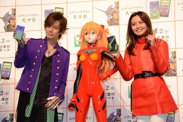 DAIGOと加藤夏希のエヴァ愛がさく裂！「セブン-イレブン×エヴァンゲリオン」フォトギャラリー（8枚目）