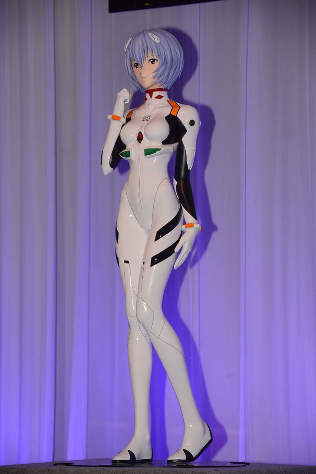 DAIGOと加藤夏希のエヴァ愛がさく裂！「セブン-イレブン×エヴァンゲリオン」フォトギャラリー（9枚目）