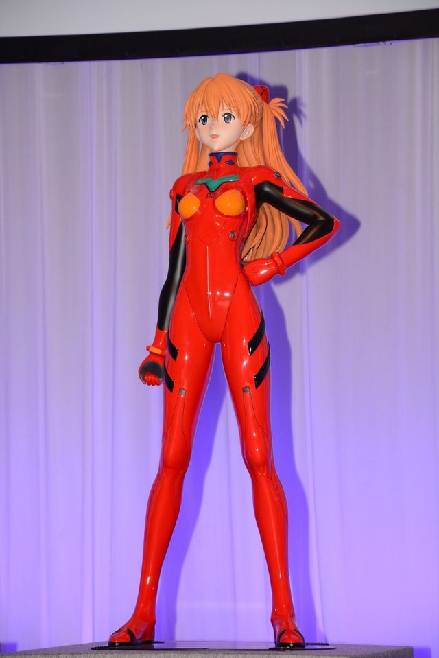 DAIGOと加藤夏希のエヴァ愛がさく裂！「セブン-イレブン×エヴァンゲリオン」フォトギャラリー（10枚目）