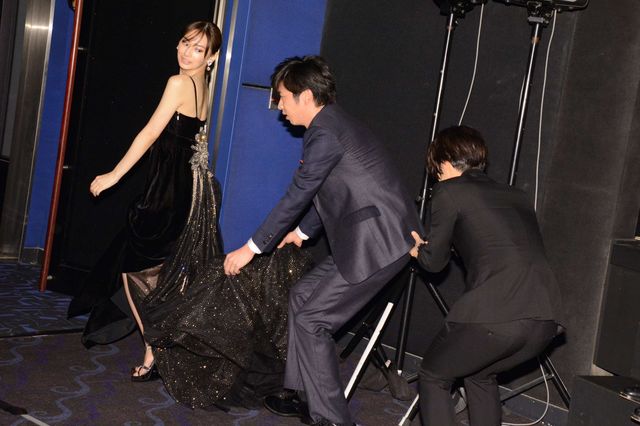 田中圭、北川景子に壁ドン！『スマホを落としただけなのに』初日舞台あいさつ（17枚目）