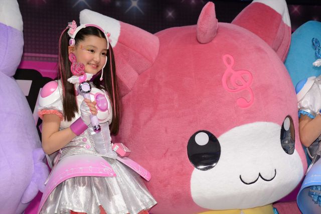 総監督は三池崇史監督だよ☆「アイドル×戦士 ミラクルちゅーんず！」製作発表記者会見フォトギャラリー（7枚目）