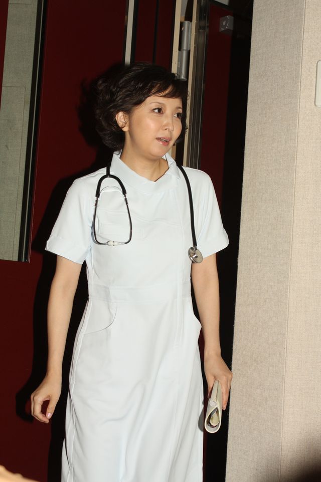 高橋由美子が白衣姿で登場！「ガーフィールド・ショー2」公開アフレコフォトギャラリー：フォトギャラリー