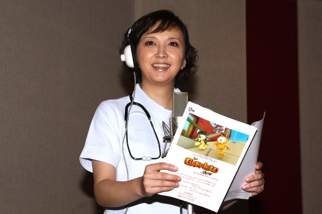 高橋由美子が白衣姿で登場！「ガーフィールド・ショー2」公開アフレコフォトギャラリー（8枚目）