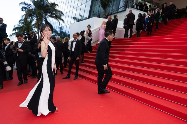 齊藤京子、海外のレッドカーペットに初登場！（2枚目）