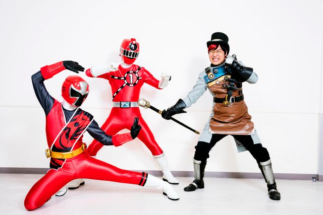 山ちゃん演じる闇博士マーブロの変身後の姿！映画『手裏剣戦隊ニンニンジャーVSトッキュウジャー THE MOVIE 忍者・イン・ワンダーランド』フォトギャラリー（2枚目）