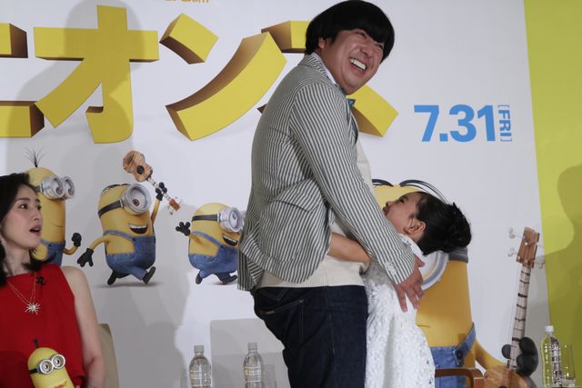 天海祐希＆バナナマン！映画『ミニオンズ』吹き替えキャスト発表会見フォトギャラリー（8枚目）