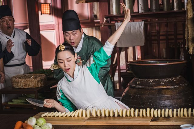 韓国ドラマ「哲仁王后（チョルインワンフ） ～俺がクイーン!?～」場面カット（2枚目）