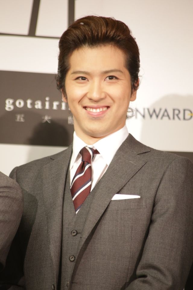 片岡愛之助＆尾上松也ら歌舞伎俳優5人がスーツで登場！フォトギャラリー（8枚目）