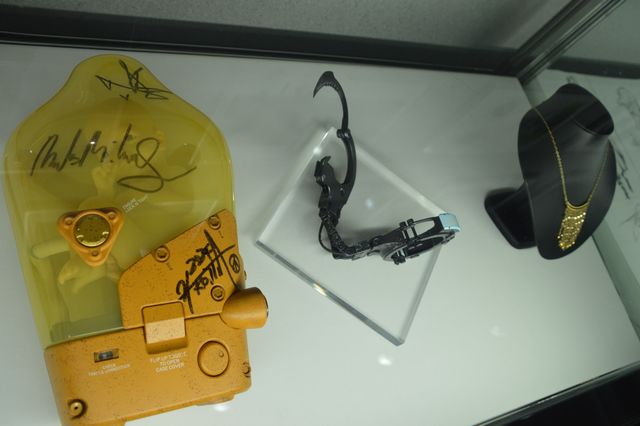 ルーデンスと記念撮影！「DEATH STRANDING 5th Anniversary Exhibition & Popup」メディア内覧会（12枚目）