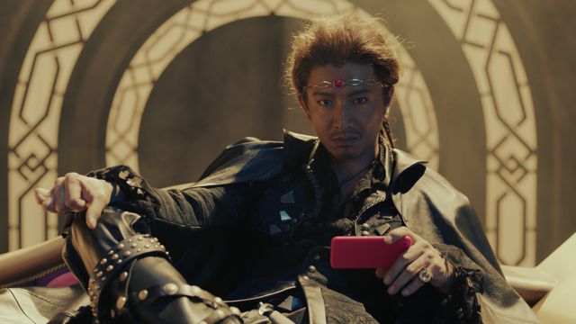 木村拓哉、新CMでワイルドな「王」に！：フォトギャラリー