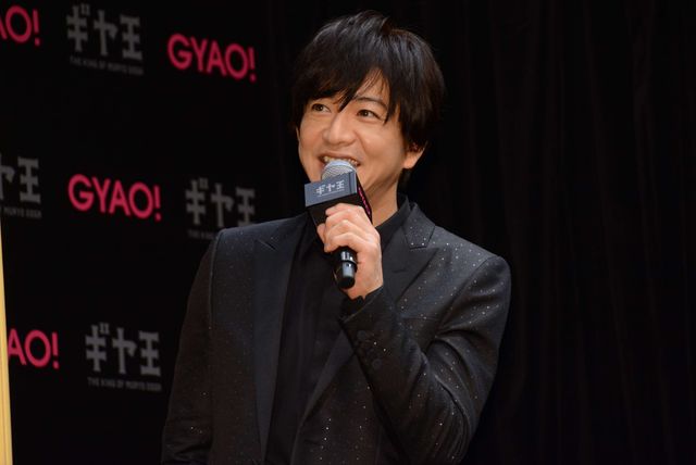 木村拓哉、新CMでワイルドな「王」に！（2枚目）