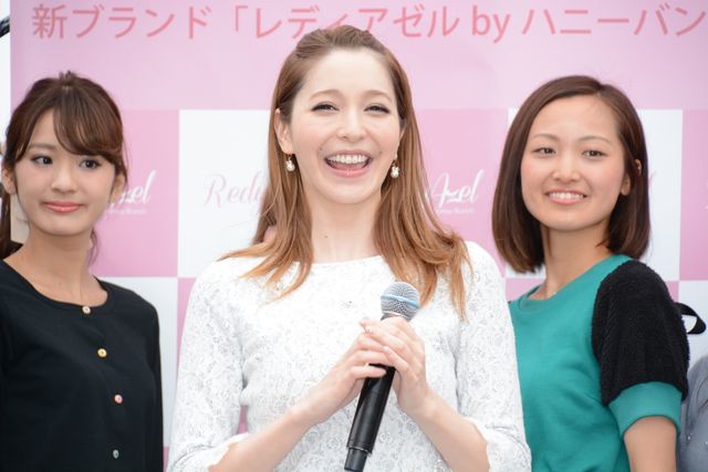 藤井リナが屋上でファッションショー！「RedyAzel by Honey Bunch」オープンイベント（2枚目）