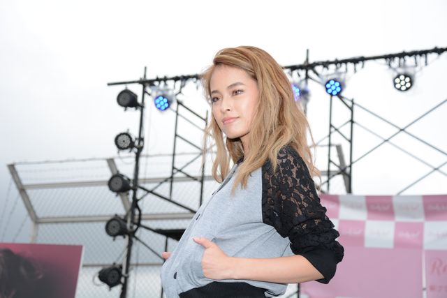 藤井リナが屋上でファッションショー！「RedyAzel by Honey Bunch」オープンイベント（7枚目）