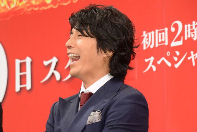 草なぎ剛、SMAP解散後初の公の場に登場　ドラマ「嘘の戦争」制作発表会見ギャラリー（14枚目）