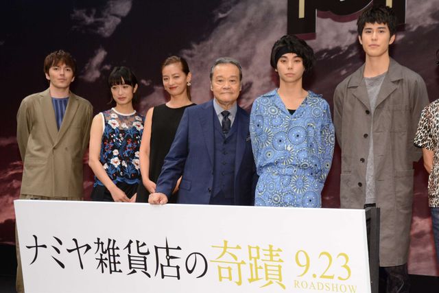 イケメンだな……村上虹郎・寛一郎ら若手も集合！『ナミヤ雑貨店の奇蹟』完成披露試写会（9枚目）
