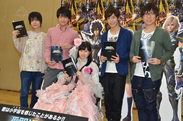 ももクロ・あーりん「段差もないところでコケて、わたし、なんてドンくさいんだろって」　画像ギャラリー（7枚目）