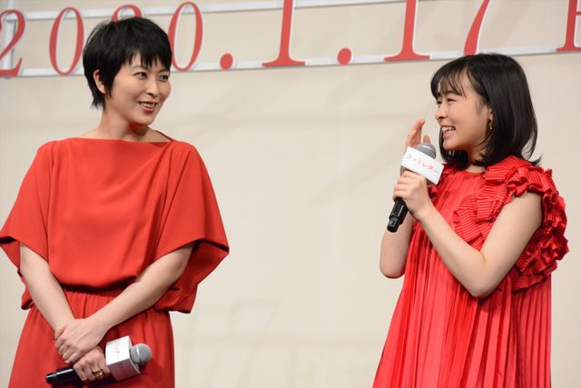 松たか子＆広瀬すず&森七菜が登場！『ラストレター』完成披露舞台あいさつ（2枚目）