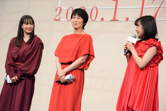松たか子＆広瀬すず&森七菜が登場！『ラストレター』完成披露舞台あいさつ（12枚目）