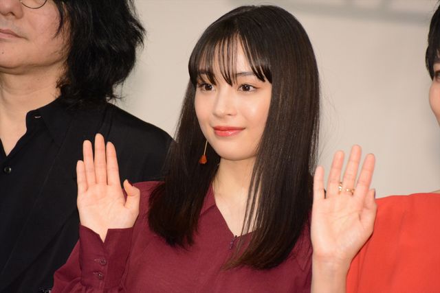 松たか子＆広瀬すず&森七菜が登場！『ラストレター』完成披露舞台あいさつ（16枚目）