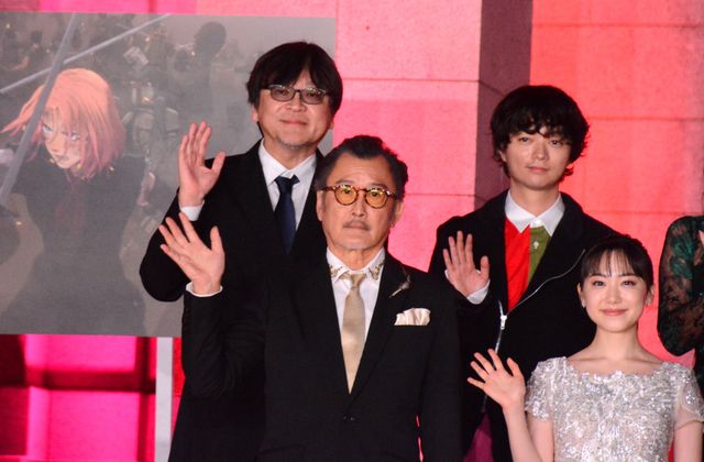 芦田愛菜がまるで王女！岡田将生、染谷将太らと『果てしなきスカーレット』ジャパンプレミアへ（9枚目）