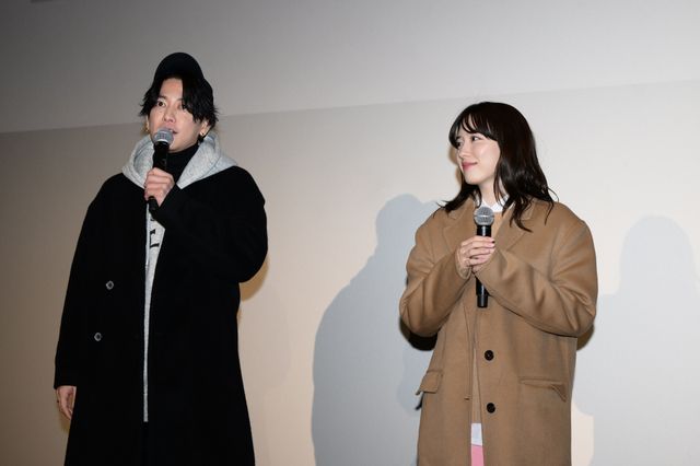 永野芽郁＆佐藤健が完全シークレットでサプライズ！（4枚目）