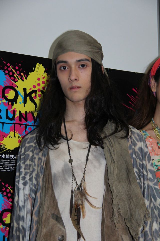 栗原類、ファッションショーの「音楽」にも興味あり。新たな道を模索中？　画像ギャラリー（4枚目）
