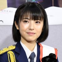 浜辺美波が一日署長アイドル役に ドラマ ピュア 一日アイドル署長の事件簿 試写会 フォトギャラリー シネマトゥデイ