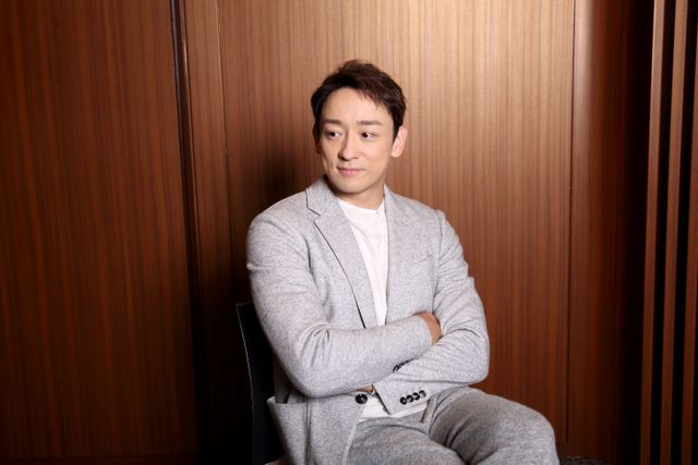 役柄とギャップ凄すぎ！『何食べ』山本耕史インタビューカット集（5枚目）